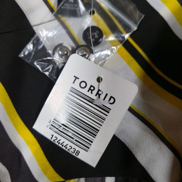 Torrid NWT Striped Harper Top Women Size 4X Black Preppy Feminine Career - Picture 4 of 9
